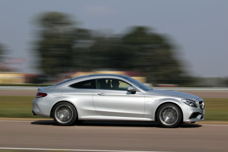  Mercedes-AMG C63 Coupe 2016 года  (WW) (фото 5 из 19)